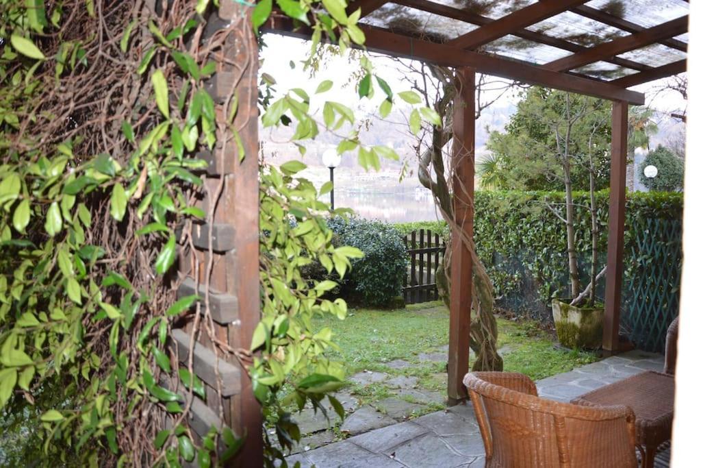 Villa Giardino Con Pontile Sul Lago D'Orta In Riva Orta San Giulio Bagian luar foto